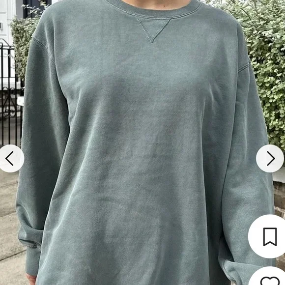 Brandy Melville Green Crewneck Sweatshirt - Picture 1 of 6